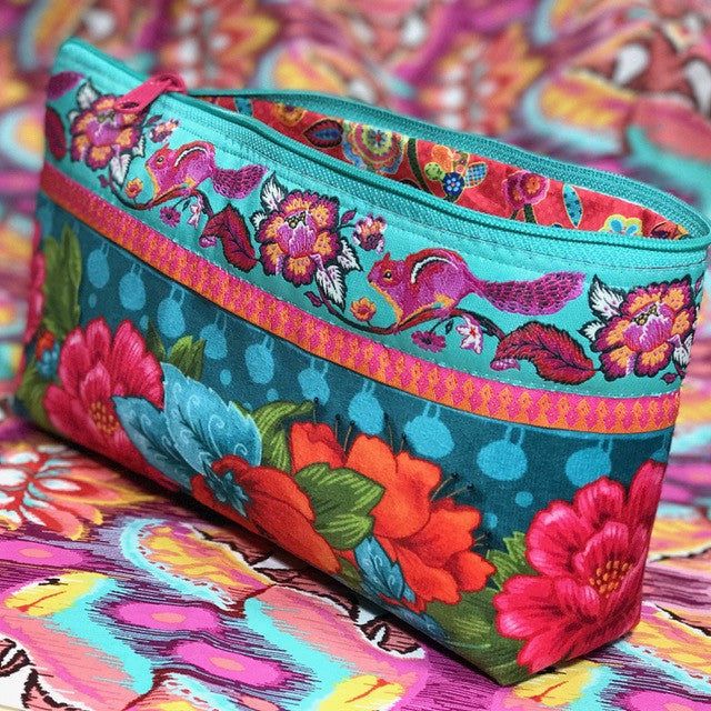 Zipper Becca Bag Tula Pink Velvet 