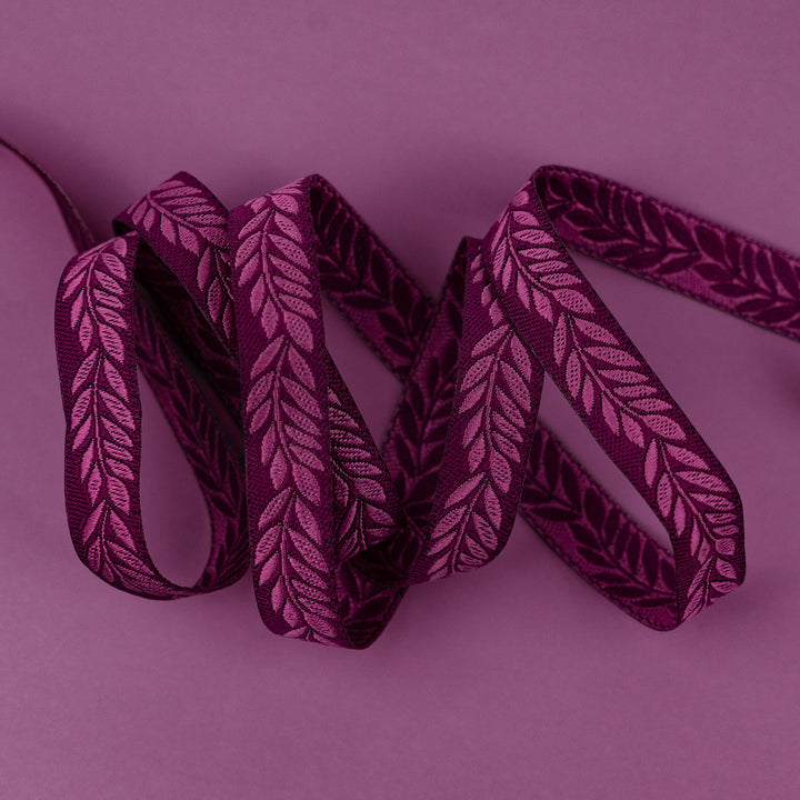 Foliage - Foliage in Plum - 3/8" width - by Sally Kelly - 15 Yard Spool